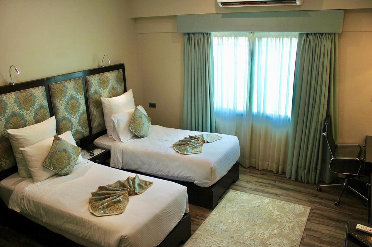The Reserve Boutique Hotel Karachi Esterno foto
