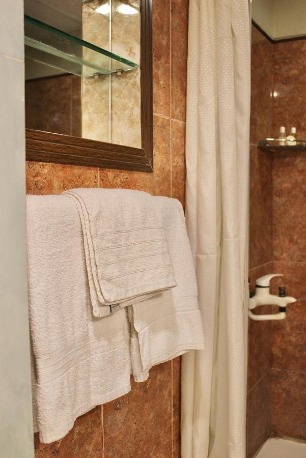 The Reserve Boutique Hotel Karachi Esterno foto