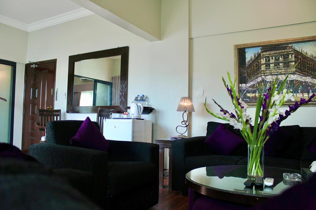 The Reserve Boutique Hotel Karachi Esterno foto