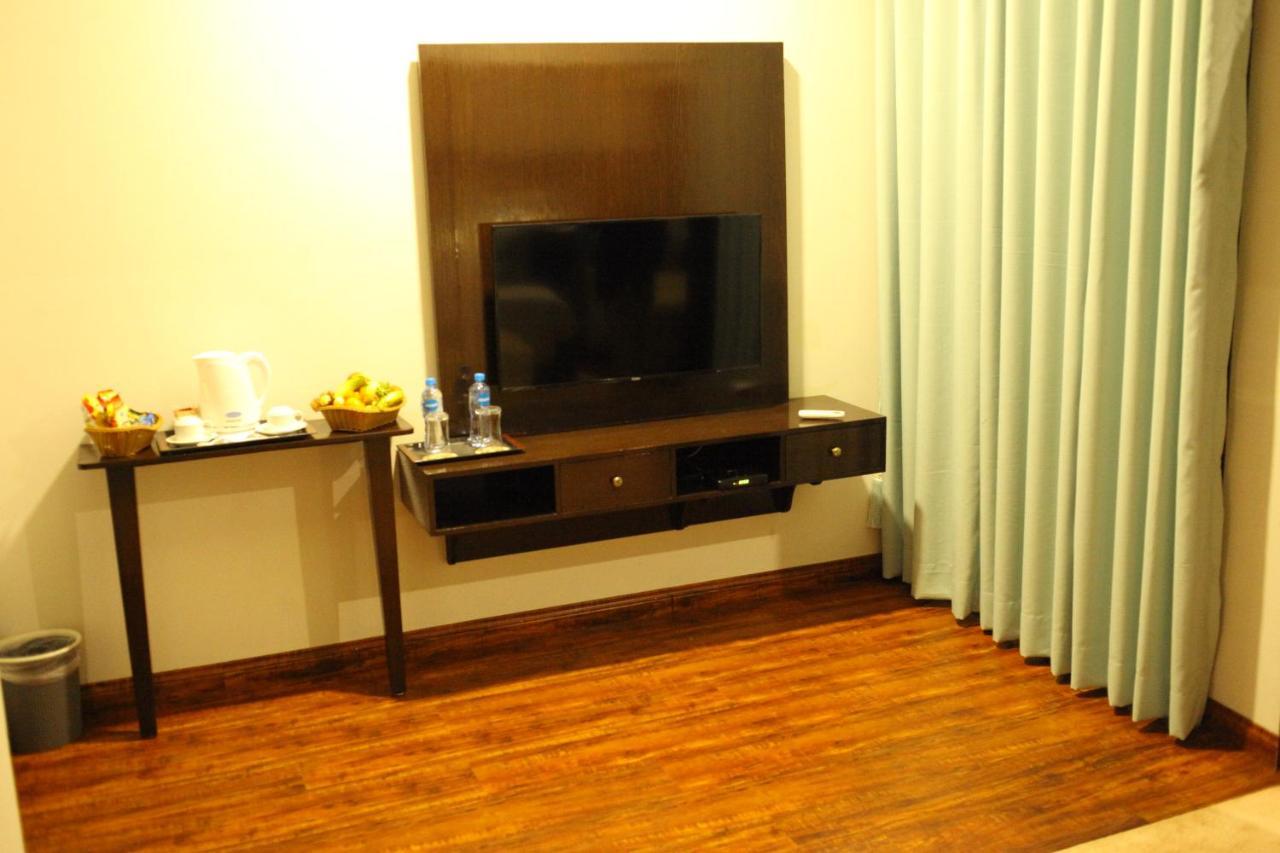 The Reserve Boutique Hotel Karachi Esterno foto